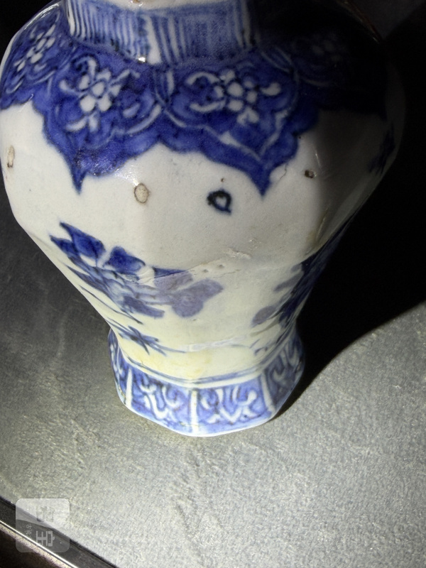 明崇祯青花折枝花卉纹八棱小罐 - 图10